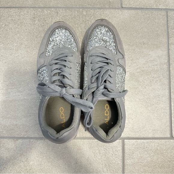 ALDO Glitter Silver Grey Sneakers size US 7.5 EUR 38 UL 5 - Picture 1 of 5